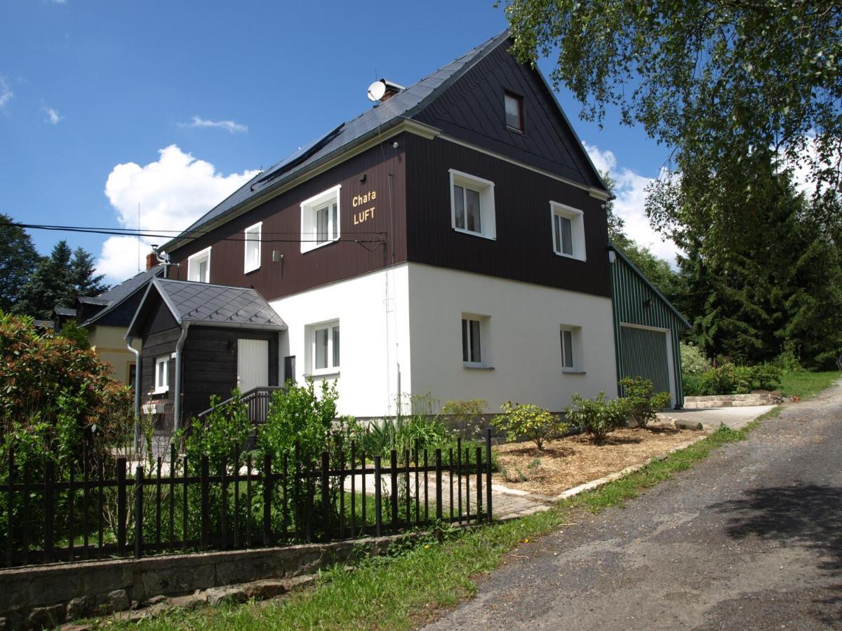 Guest House Luft Sneznik Exterior photo