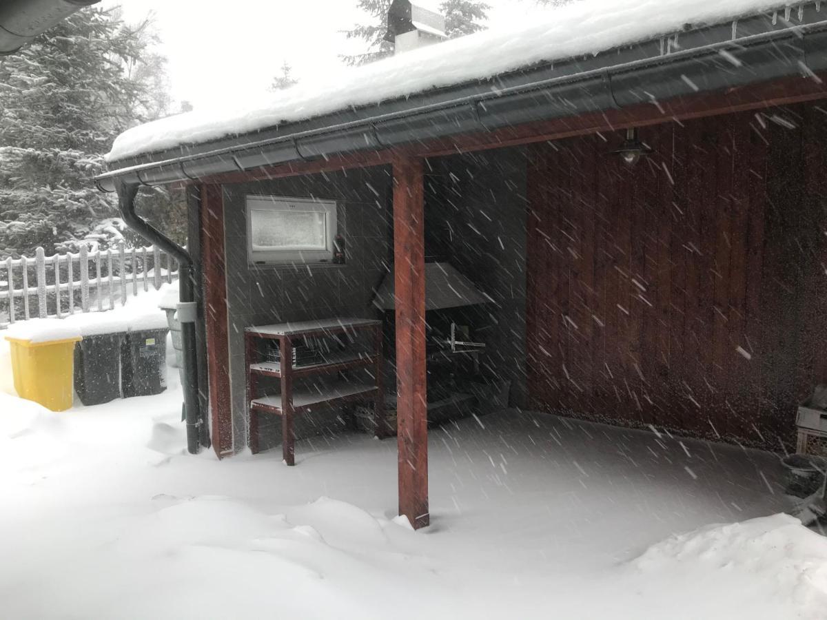 Guest House Luft Sneznik Exterior photo