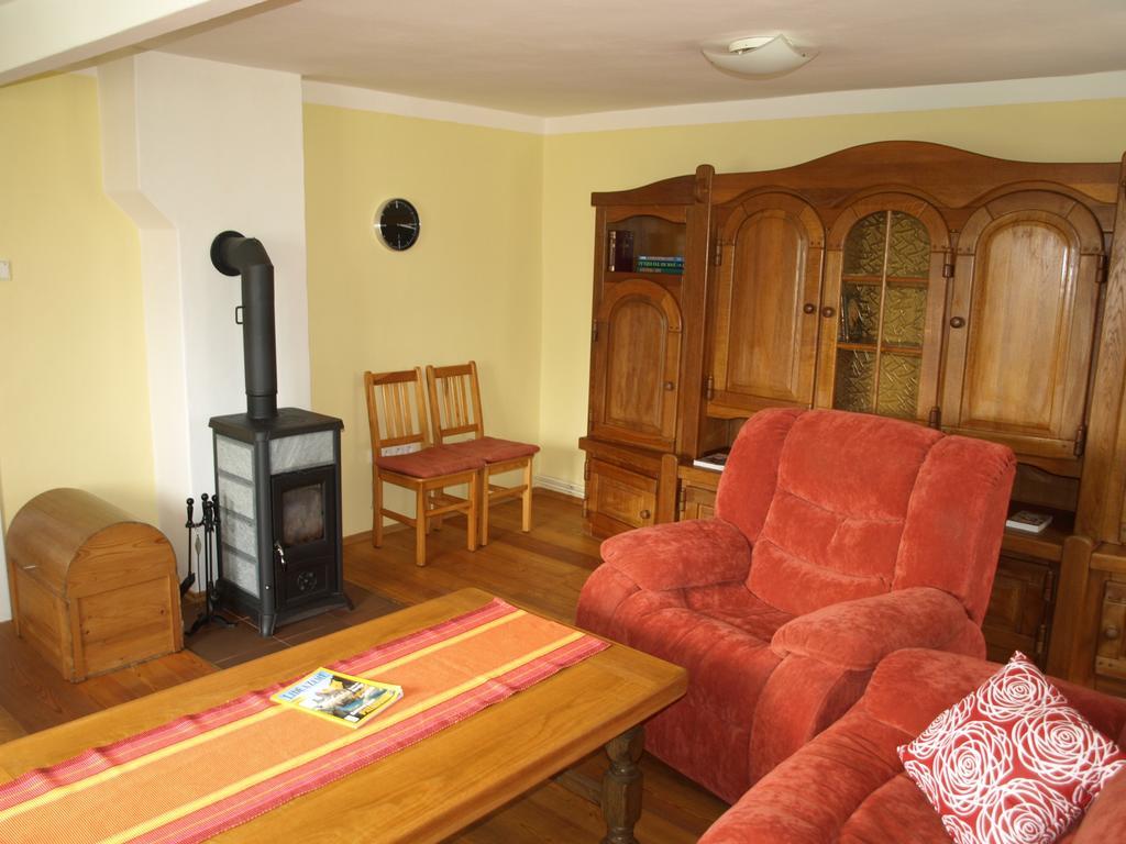 Guest House Luft Sneznik Exterior photo