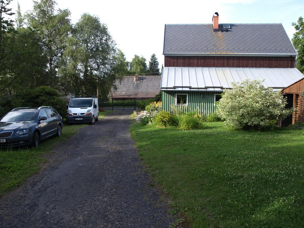 Guest House Luft Sneznik Exterior photo