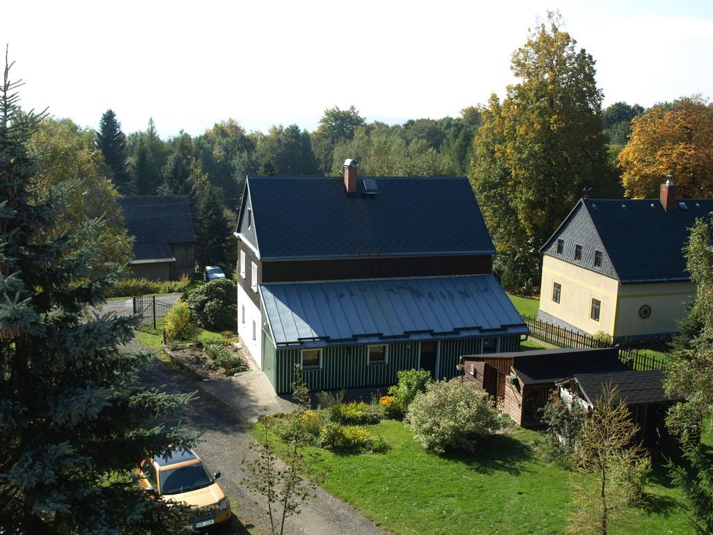 Guest House Luft Sneznik Exterior photo
